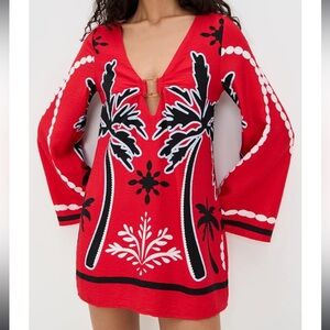 Seven Wonders Caledeira Mini Dress
Red Palm-Print V-Neck Women’s Dress